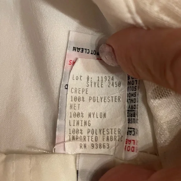 TK DELANEY WEDDING Long Sleeve Lace Dress in size 12 - Picture 3 of 16